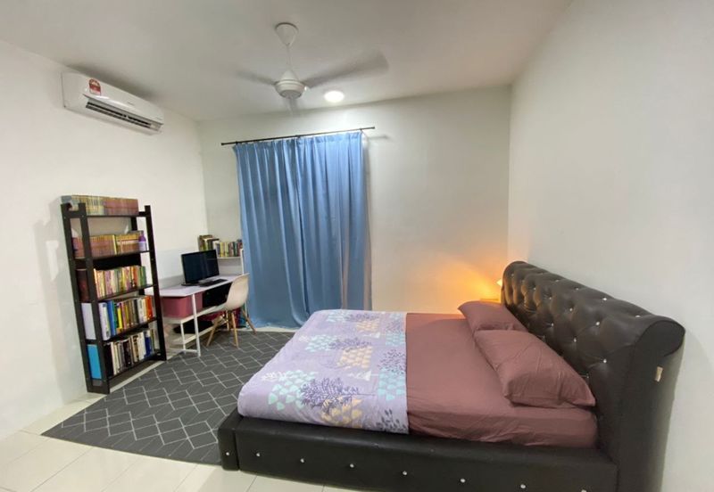 Puncak Hijauan (Hijauan Heights)