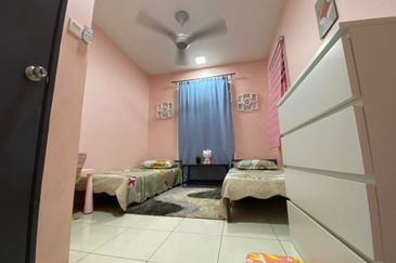 Puncak Hijauan (Hijauan Heights)