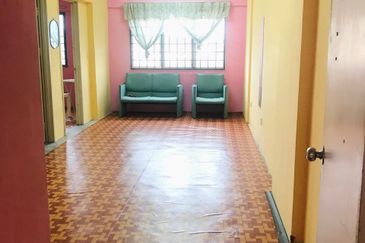 Pangsapuri Putra Damai