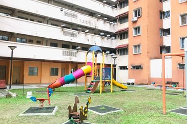 Pangsapuri Putra Damai