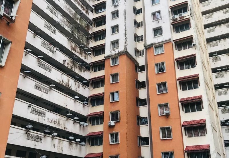 Pangsapuri Putra Damai