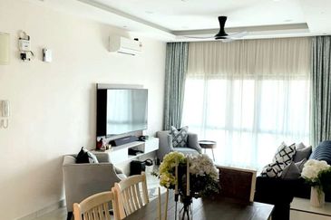 Lake Vista Residence