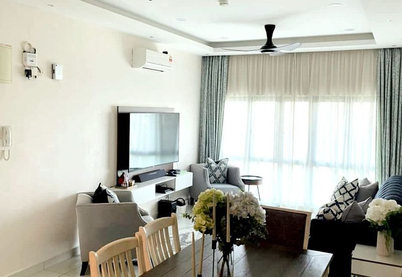 Lake Vista Residence