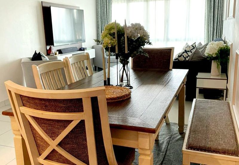 Lake Vista Residence