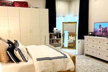 Lake Vista Residence