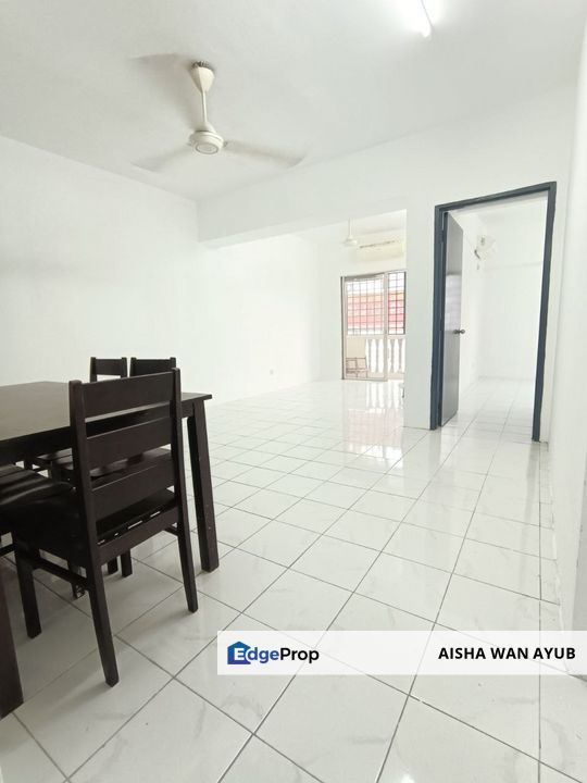 Apartment Sri Ria Sepakat Indah Kajang For Sale | Level 12 With balcony & backyard, Selangor, Kajang
