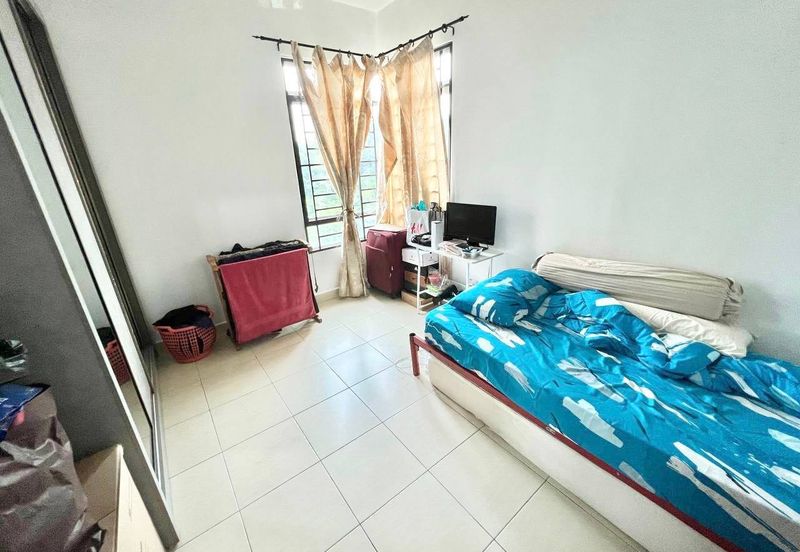 Villa Park Condominium