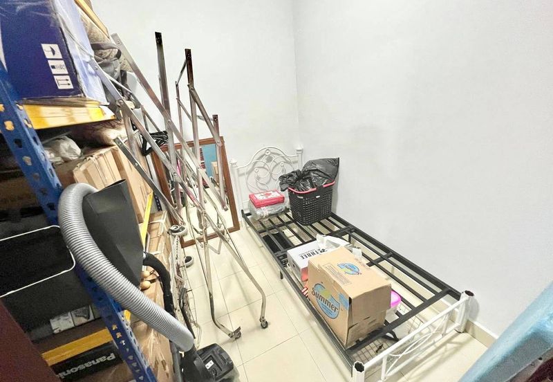 Villa Park Condominium