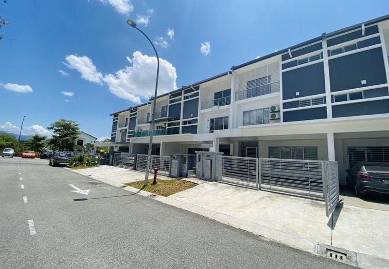 Fairfield Residences, Tropicana Heights