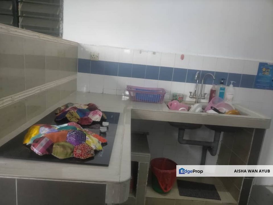 Apartment Seri Mawar Bandar Seri Putra Bangi For Sale | Level 4 & Renovated, Selangor, Bangi