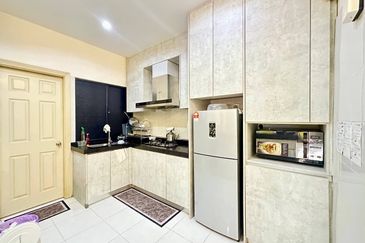 Kristal Villa Condominium