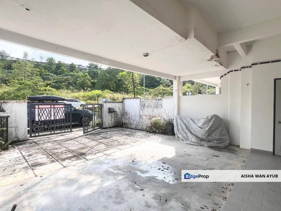 Double Storey Terrace Taman Puncak Saujana Seksyen 5 Kajang For Sale | Renovated I Facing Open, Selangor, Kajang