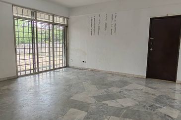 Taman Tasik Semenyih (Lake Residence)