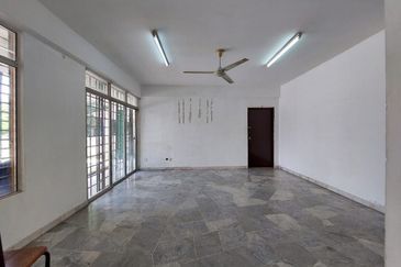 Taman Tasik Semenyih (Lake Residence)