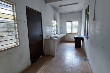 Taman Tasik Semenyih (Lake Residence)