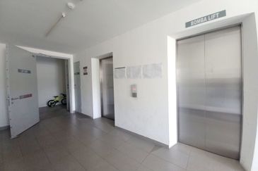 Sutera Bayu Apartment Jalan Palma 3, Taman Bukit Palma Kajang Near UTAR
