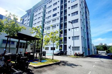 Sutera Bayu Apartment Jalan Palma 3, Taman Bukit Palma Kajang Near UTAR