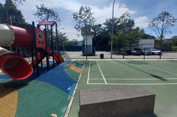 Sutera Bayu Apartment Jalan Palma 3, Taman Bukit Palma Kajang Near UTAR