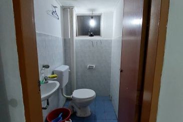 Apartment Mawar, Taman Sutera