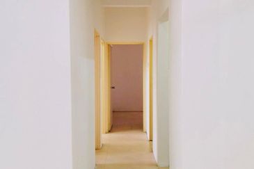 Laman Suria e-Resort Apartment