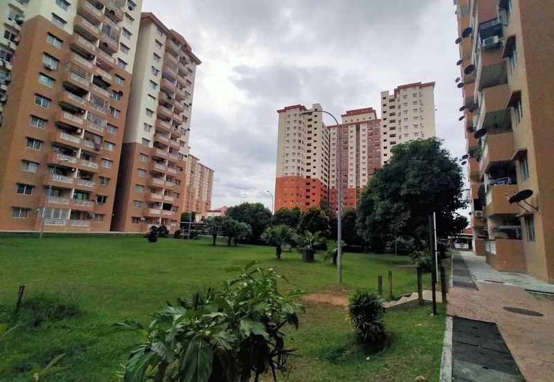 Sri Lavender Apartment