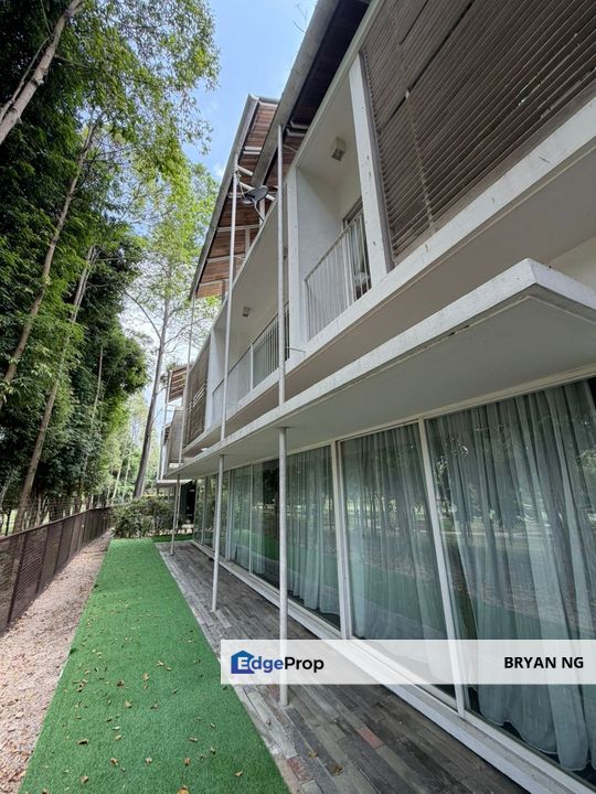 Rare Gated ad guarded semi D for rent, partly furnished, Selangor, Ara Damansara