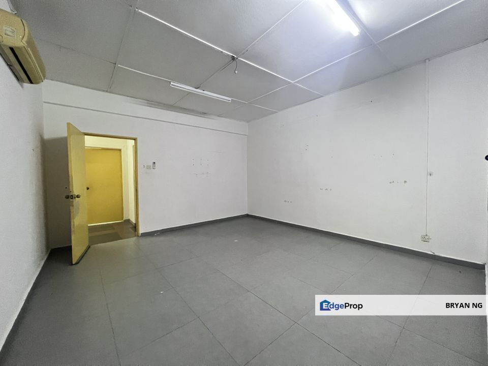 Sec 9, Fully Extended Front+Back, Facing West, Selangor, Cheras