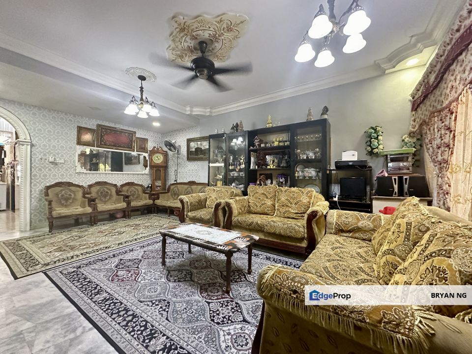 Sec 9, Fully Extended Front+Back, Facing West, Selangor, Cheras