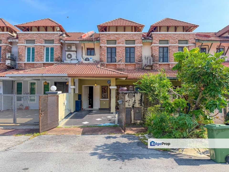 RENOVATED UNIT-2 STOREY TERRACE BANDAR NUSAPUTRA, Selangor, Puchong South