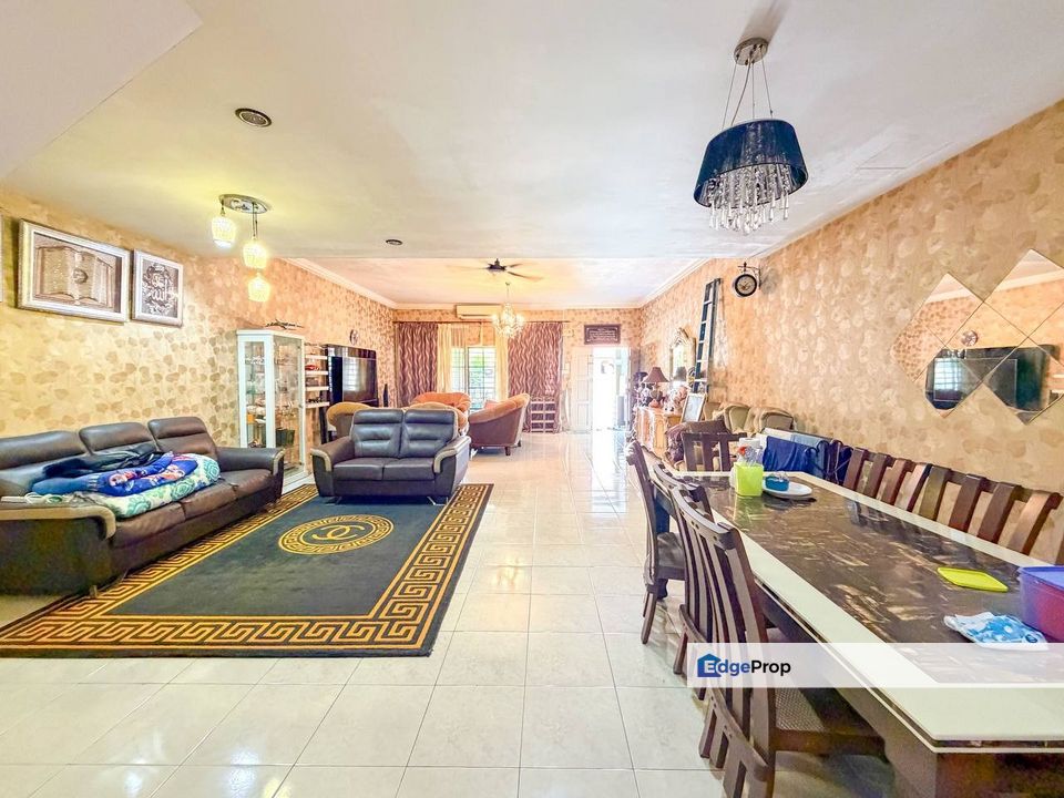 RENOVATED UNIT-2 STOREY TERRACE BANDAR NUSAPUTRA, Selangor, Puchong South