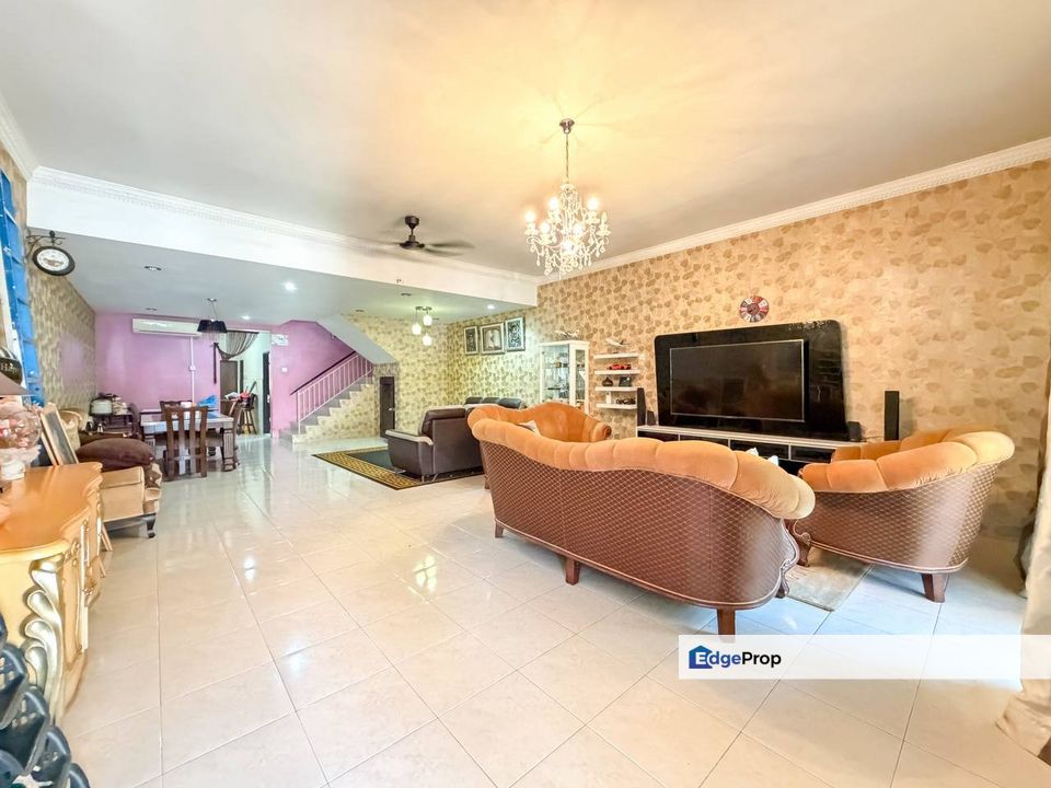 RENOVATED UNIT-2 STOREY TERRACE BANDAR NUSAPUTRA, Selangor, Puchong South