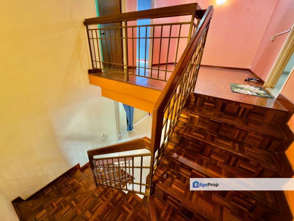 EXTENDED UNIT-2STOREY JALAN SEPAH PUTERI SEK5, Selangor, Kota Damansara