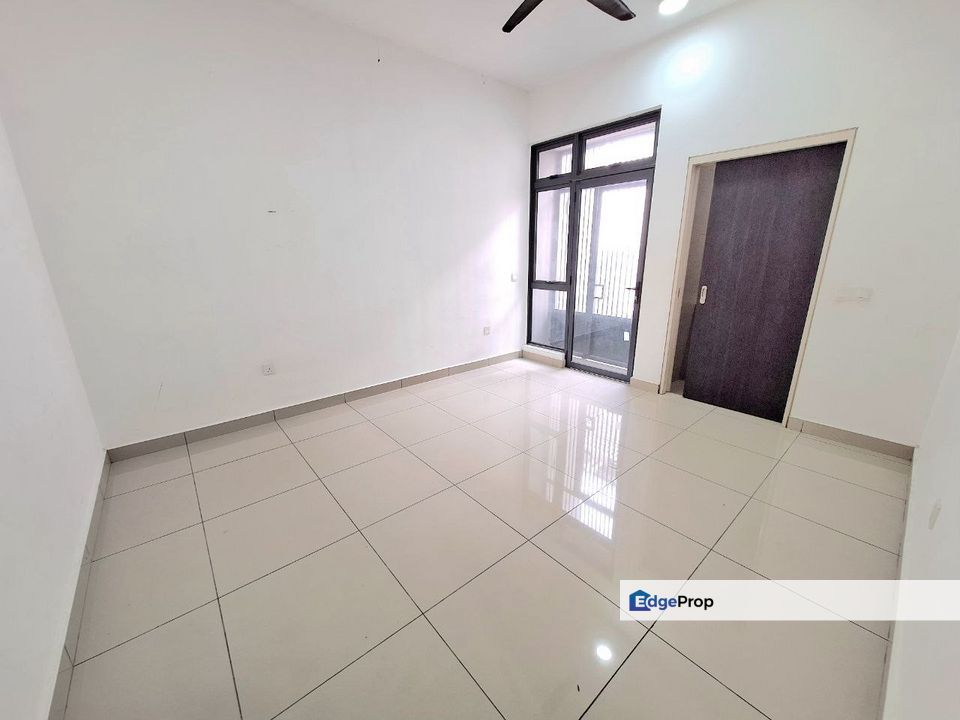 RUMAH CANTIK- DOUBLE STOREY ELMINA GREEN 5, SEK U17 SHAH ALAM, Selangor, Shah Alam