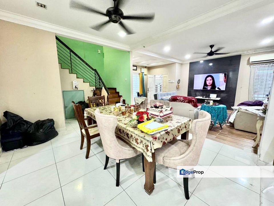 EXTENDED- DOUBLE STOREY BUNGALOW SEK15 BANGI, Selangor, Bangi