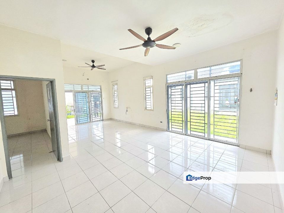 TANAH LUAS- SINGLE STOREY SEMI D TAMAN SRIKANDI, Selangor, Telok Panglima Garang