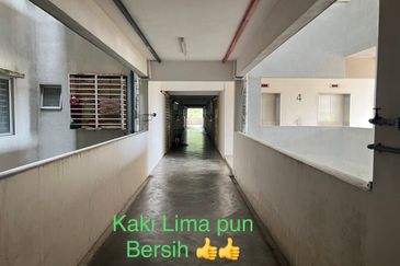 Pangsapuri Angsana, Bandar Mahkota Cheras