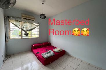 Pangsapuri Angsana, Bandar Mahkota Cheras