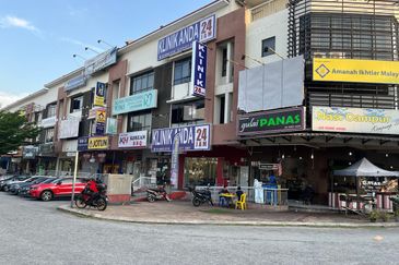 Bandar Tun Hussein Onn