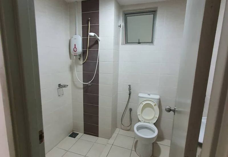 Park Apartment @ One South