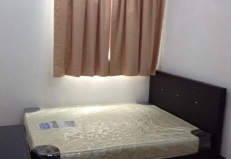 Park Apartment @ One South