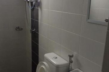 Park Apartment @ One South