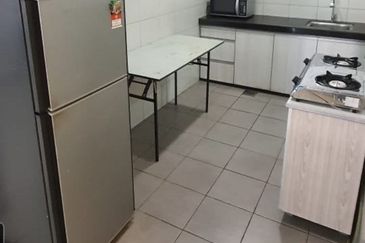 Park Apartment @ One South