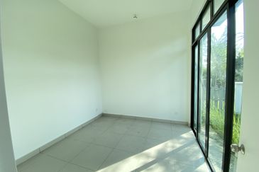 Tenderfields @ Eco Majestic