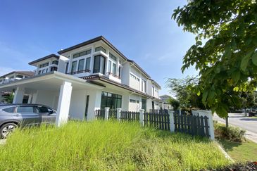 Tenderfields @ Eco Majestic