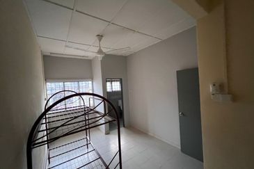 Sungai Long 7 Bandar Sungai Long Selangor @ Double Storey House For Sale