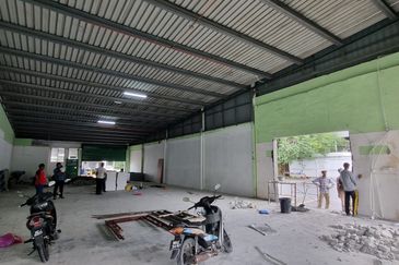 Nilai 3 Nilai Negeri Sembilan @ Wholesale Centre Shop For Sale