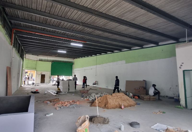 Nilai 3 Nilai Negeri Sembilan @ Wholesale Centre Shop For Sale