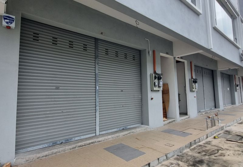 Kawasan Perniagaan Wira Nilai 3 Nilai Negeri Sembilan @ 2 Storey Shop Office For Sale