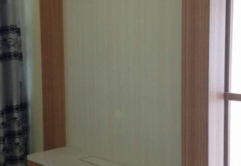 Midfields Condominium