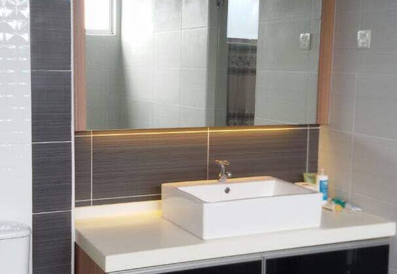 Midfields Condominium